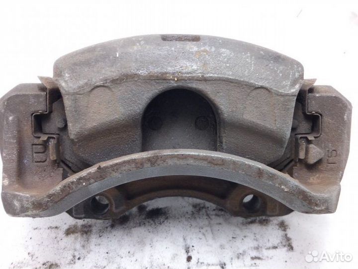 Суппорт передний правый Nissan Primera TP12