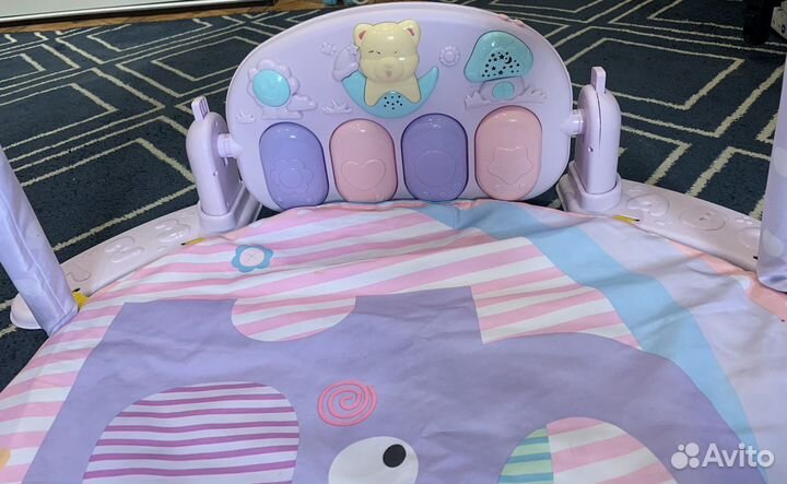 Развивающий коврик с пианино