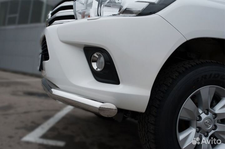 Защита переднего бампера D76 Toyota Hilux 2015+