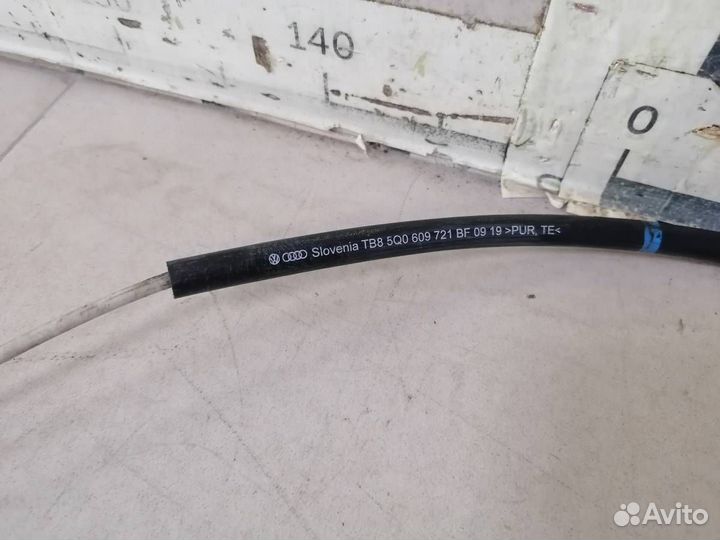 Трос стояночного тормоза Skoda Octavia A7 2013