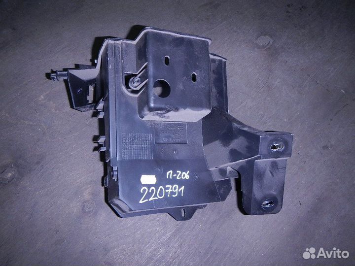 Корпус блока предохранителей, Peugeot (Пежо) -206