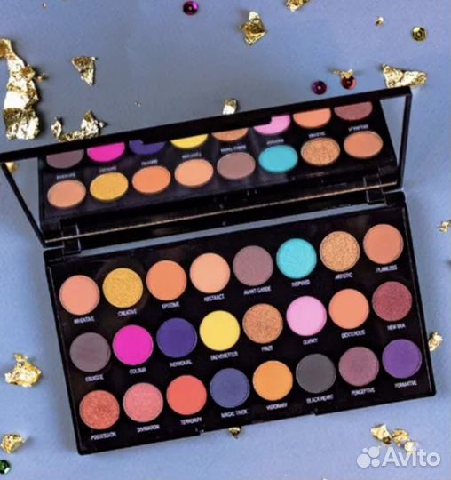 Палетка теней Make up Revolution Creative