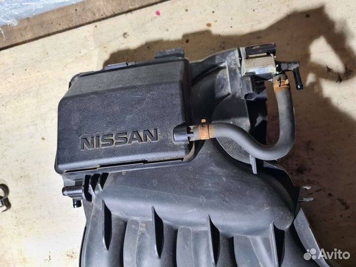 Впускной коллектор Nissan Juke 1.6 2011