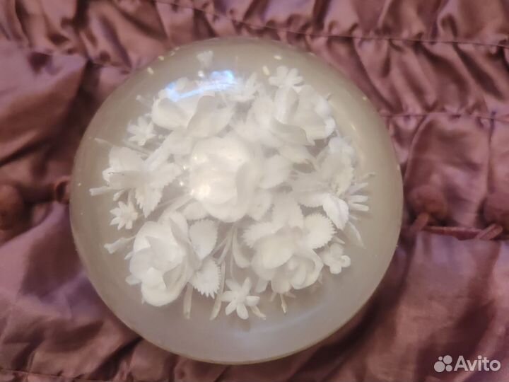 Пудренница из оргстекла.Винтаж