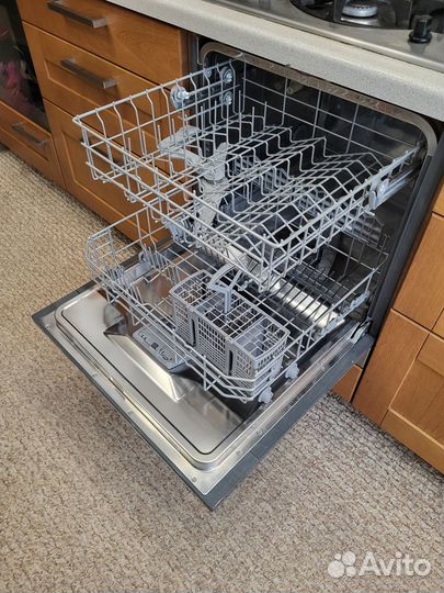 Посудомоечная машина Bosch SCE53M25RU