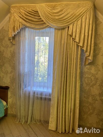 Шторы с ламбрекеном и тюль