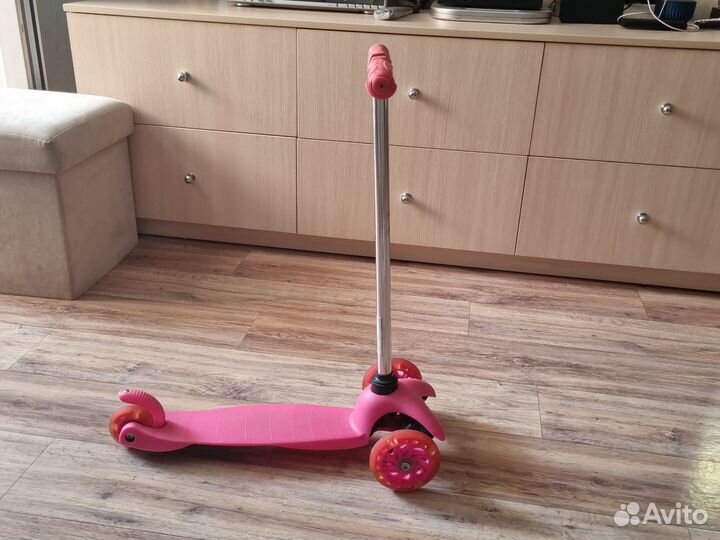 Самокат детский трехколесный со свет.колесами