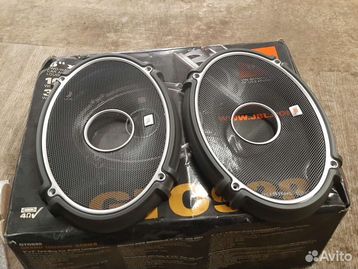 Грили JBL GTO928