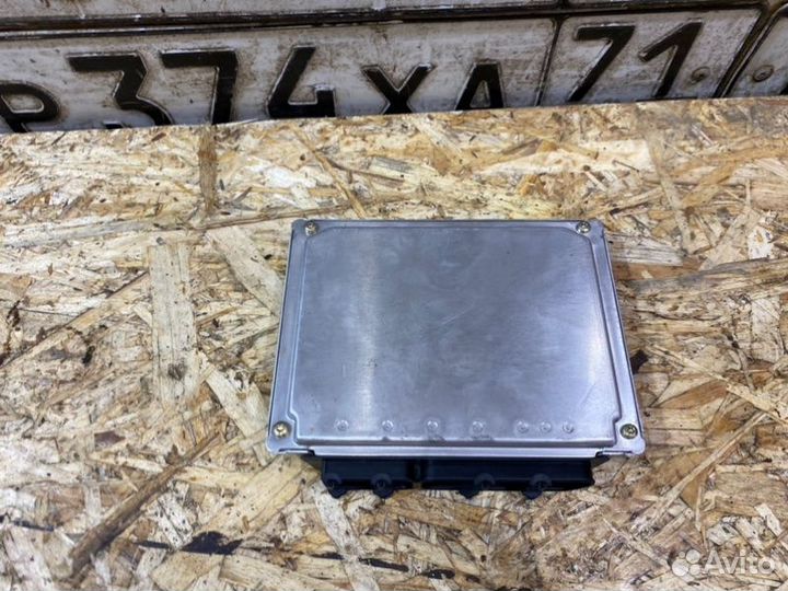 Эбу мозги Audi A4 B5 ADR 1998