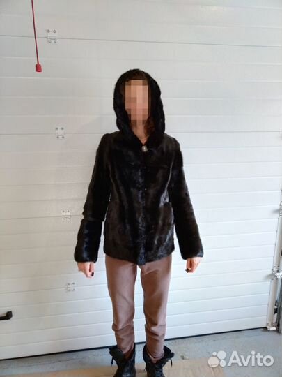 Шуба норковая автоледи с капюшоном