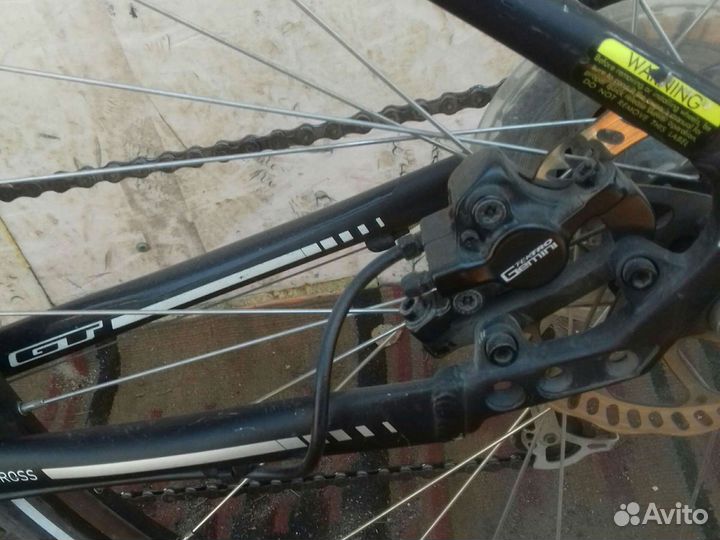 Велосипед GT рама L колесо 28