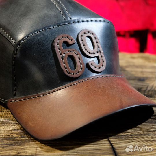 Бейболка из натуральной кожи / ручной работы