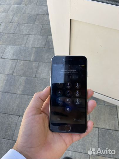 Телефон iPhone 6