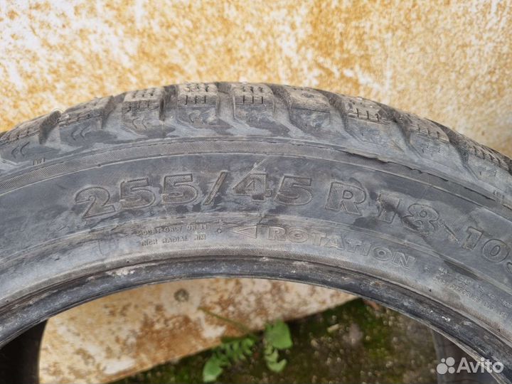Michelin X-Ice North 3 255/45 R18