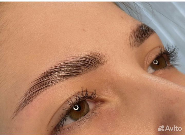 Мастер бровист