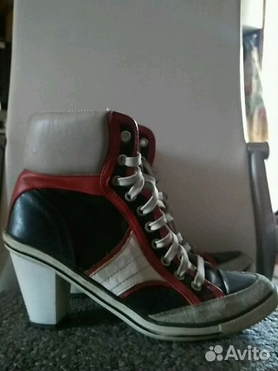 Ботинки 39 р