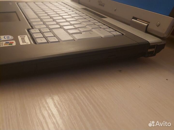 Ноутбук Futjitsu Siemens