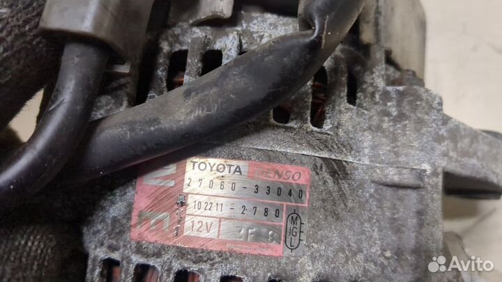 Генератор Toyota Yaris, 2004