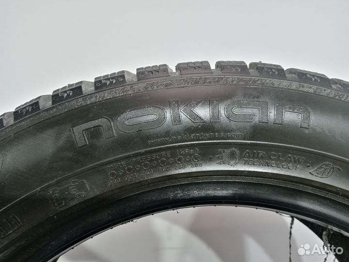 Nokian Tyres Hakkapeliitta 7 215/55 R17