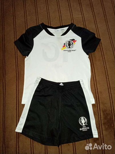 Футбольная форма р. 110-116
