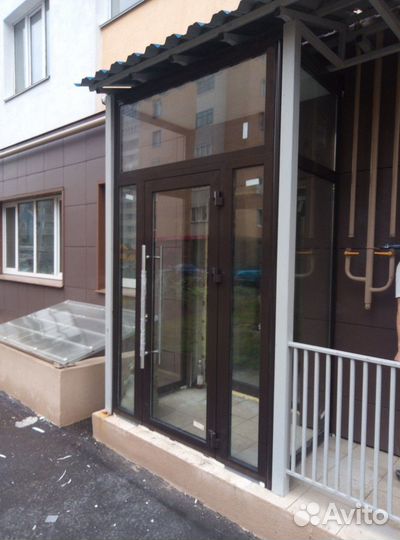 Дверь алюминиевая / пвх входная группа