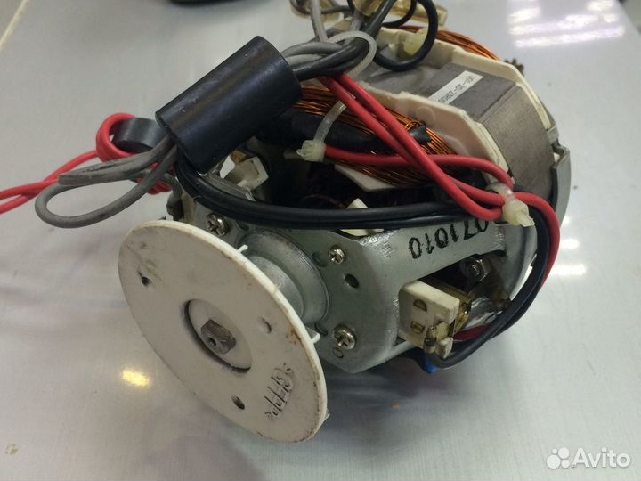 Мотор мясорубки U01-20-23R06