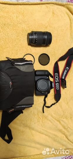 Зеркальный фотоаппарат Canon EOS 60D