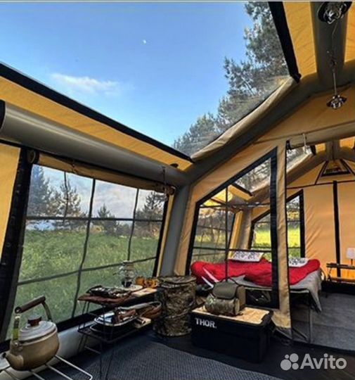 Надувная туристическая палатка