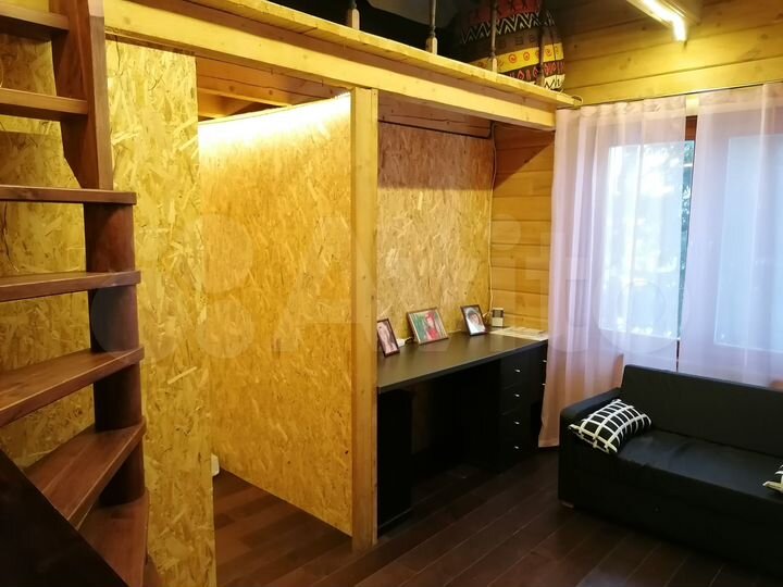 Дом 230 м² на участке 8 сот.