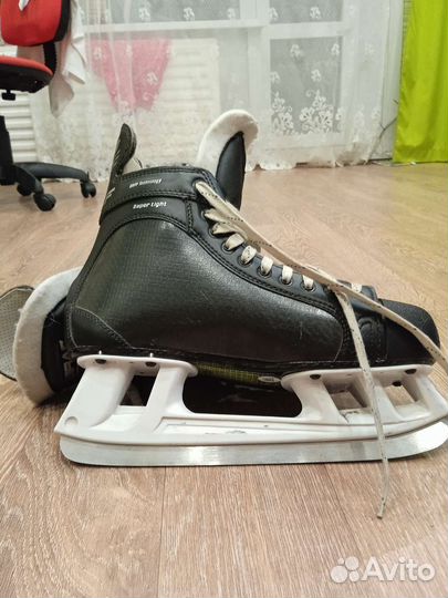 Коньки хоккейные профессиональные взрослые