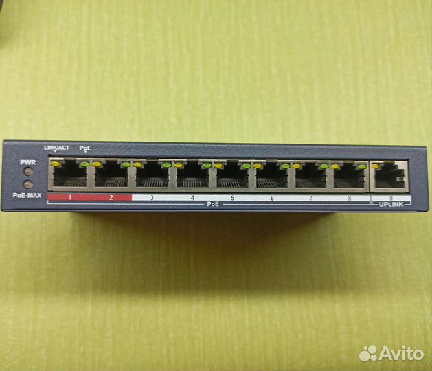 Коммутатор Hikvision DS-3E0109P-E(C)