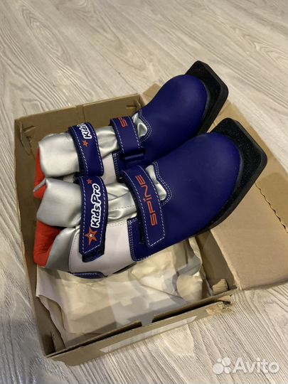 Лыжные ботинки