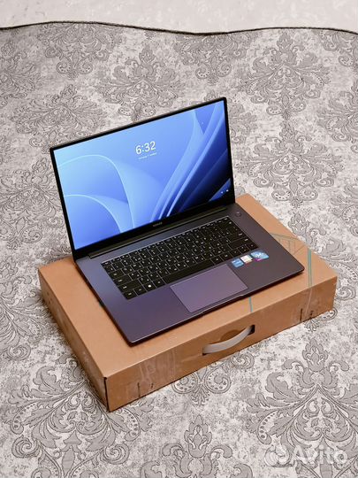 Ультрабук honor 15 i5-11th/8-512ssd