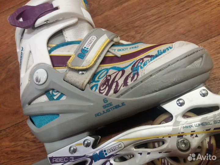 Роликовые коньки