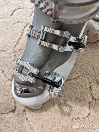 Горнолыжные ботинки