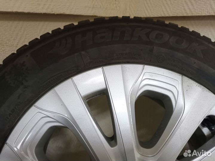 Литые диски r15 Toyota с шинами зимними hankook