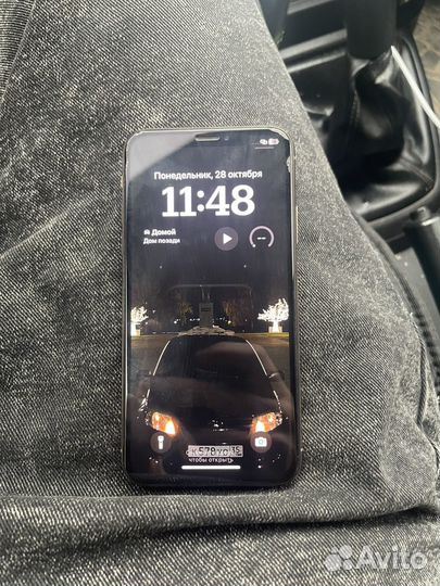 iPhone Xs, 64 ГБ