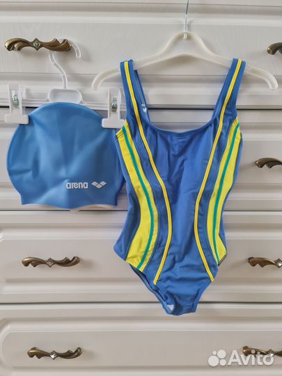 Комплект для бассейна купальник шапочка на 3-6 лет