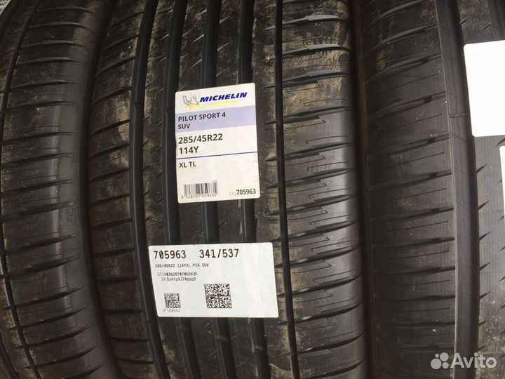 Michelin Pilot Sport 4 SUV 285/45 R22 114Y