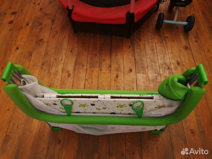 Манеж детский складной