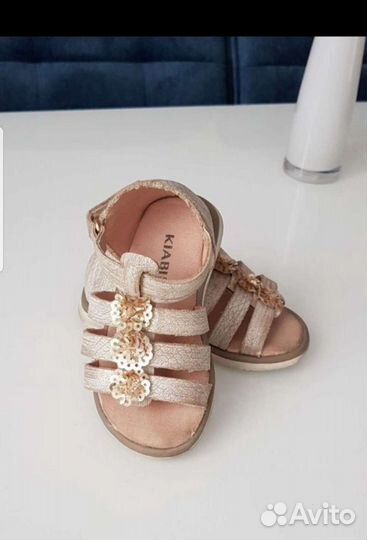 Сандалии Kiabi