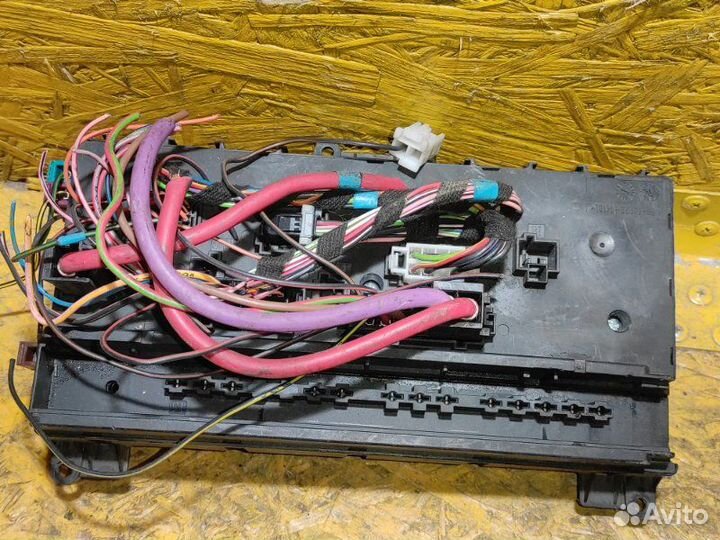 Блок предохранителей Mercedes Viano W639 OM 646