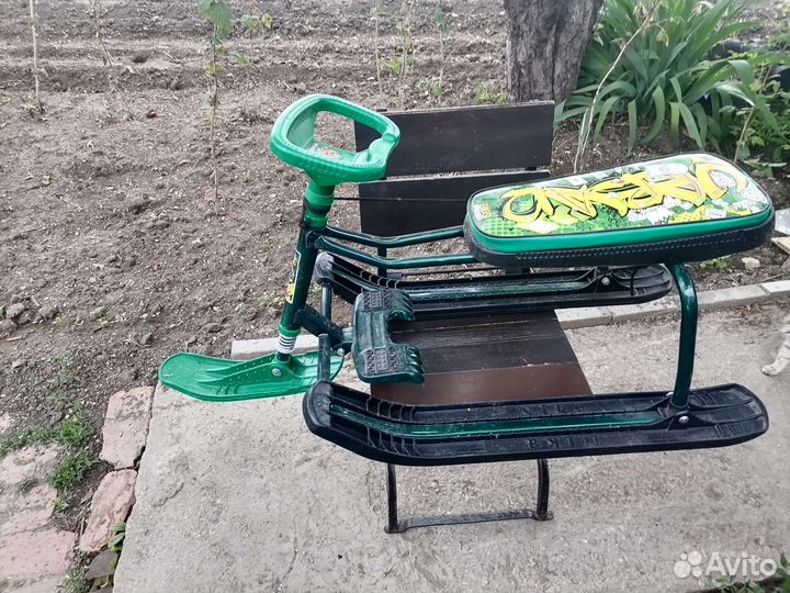 Детский снегокат