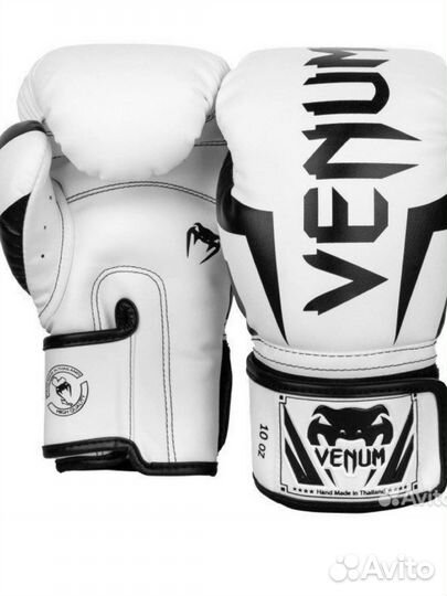 Боксерские перчатки venum белые