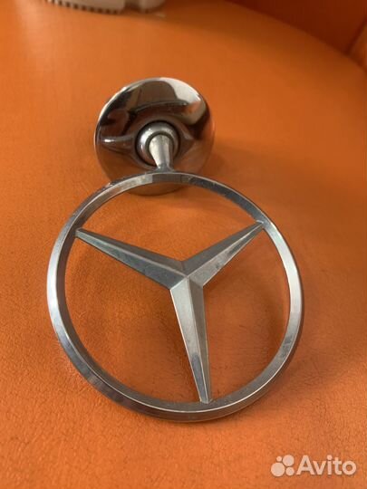 Эмблема Mercedes-Benz E-Class W212 13-16г