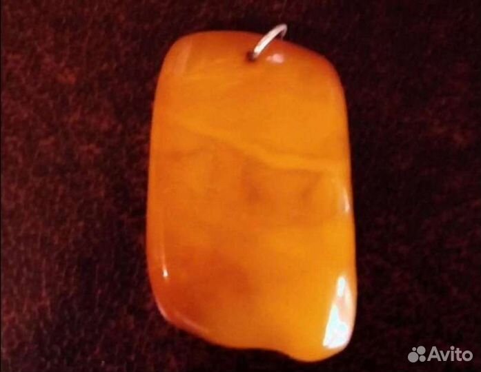 Кулоны винтажные из камня, серебра и янтаря