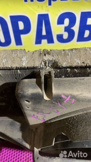 Радиатор двс Ford Escort