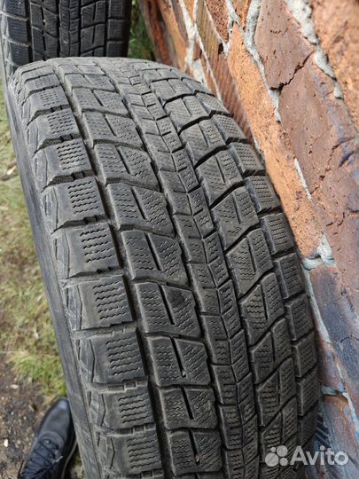 Dunlop Winter Maxx SJ8 235/55 R20 102R