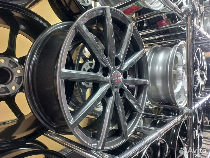 Новые диски alcasta M61g 6.5x16/5x114.3 ET43 D67.1