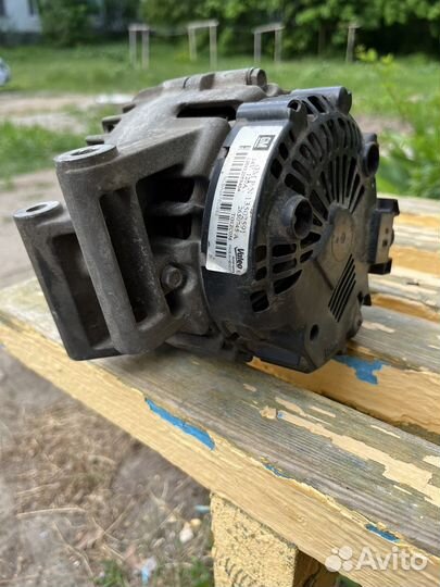 Гениратор на опель инсигния